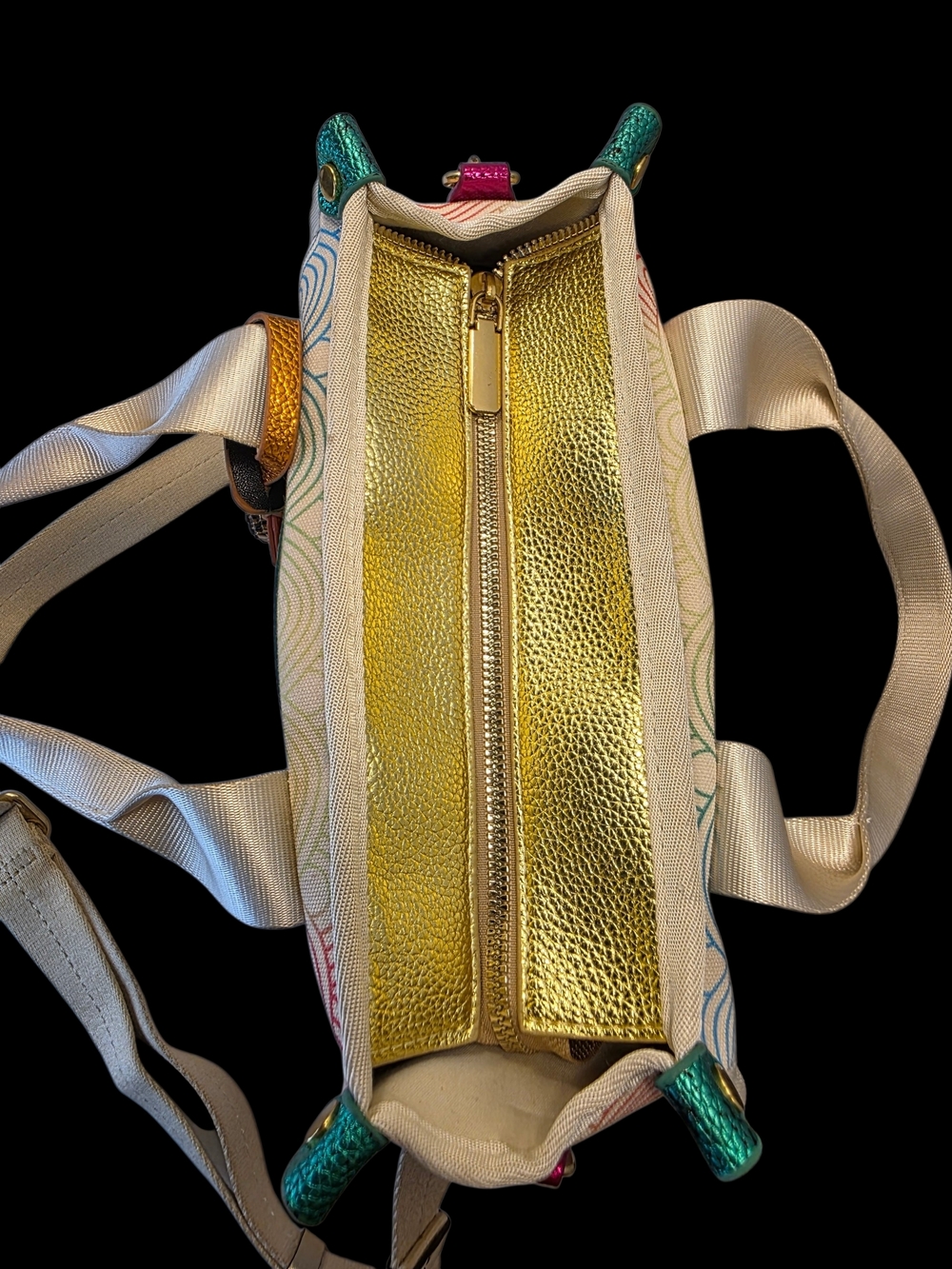 Multicolor Wave-Pattern White Tote with Gold Accent - Picture 9 of 11